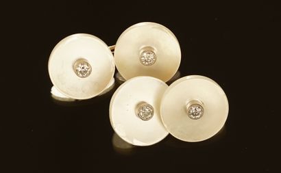 Pair of 18k (750/°°) yellow gold and platinum...