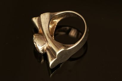 Art Deco style silver ring 925/°° representing...