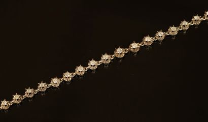 BRACELET in 18k (750/°°) white gold set with...
