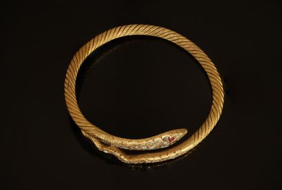 BRACELET in 18k (750/°°) yellow gold forming...