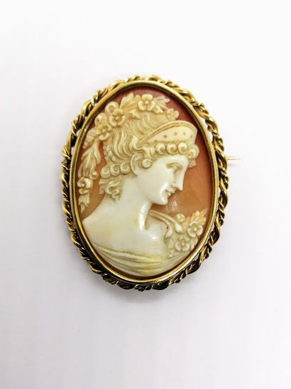 18K (750/°°) yellow gold PENDANT, with a...