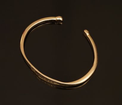 BRACELET in 18k (750/°°) yellow gold, solid...