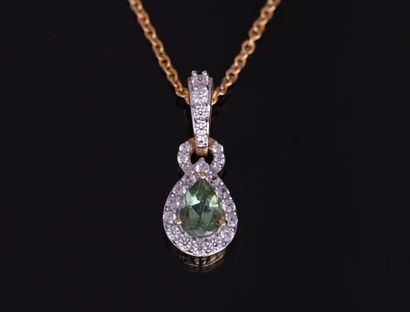 GOLDEN SILVER CHAIN and PENDANT 925/°° (vermeil)...