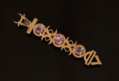 18K (750/°°) yellow gold totem pole with...