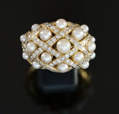 DOME RING in 18k (750/°°) yellow gold, formed...