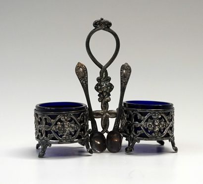 DOUBLE SALON the openwork silver frame low-title,...