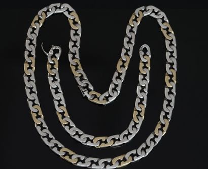 CARTIER - Set composed of a necklace and...