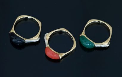 SET of 3 rings in 18k yellow gold (750°/°°)...