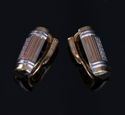 PAIR OF EAR CLIPS with geometrical motifs,...