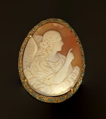 Imposante BROCHE en or jaune 18K (750/°°)...