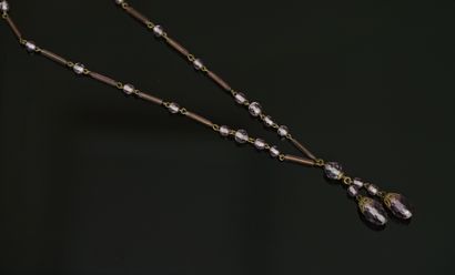 COLLIER 
