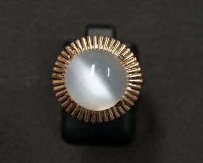 
BAGUE en or jaune 14k (585°/°°) sertie d'un...