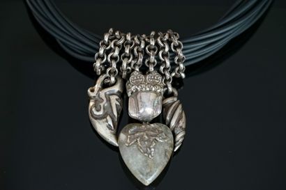 NECKLACE in silver 925/°° formed by 14 rubber...
