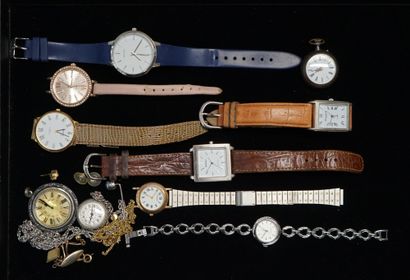LOT of fancy watches in silver or gold m...