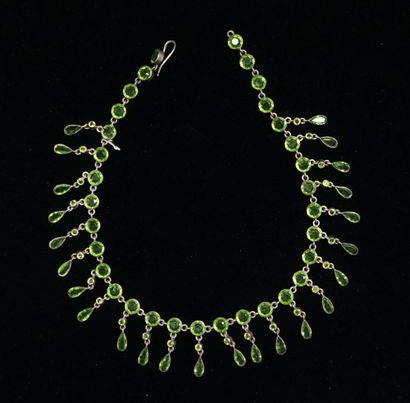 COLLIER DRAPERIE en argent, poinçon cygne,...
