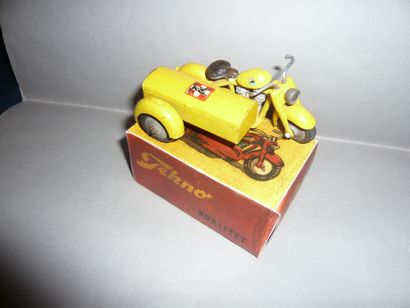 TECHNO Harley side car “falck” (en l’éta...