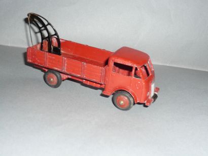 DINKY TOYS n°25R Ford dépannage avec inscription...