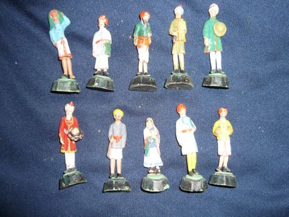 Lot de 10 personnages indien