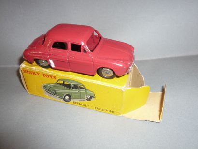 DINKY TOYS n°24E Renault dauphine rouge (en...