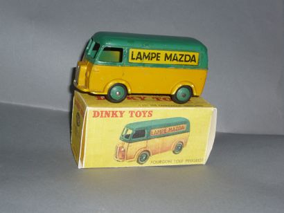 DINKY TOYS n°25B.Peugeot D3A Lampe MAZDA...