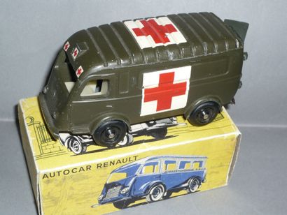 CIJ Renault 1000kg Ambulance militaire (en...