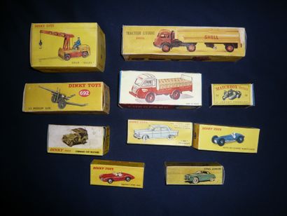 Lot de 10 boîtes vides de DINKY CIJ, etc...