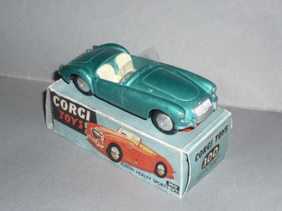 CORGI TOYS MGA verte (en l’état)