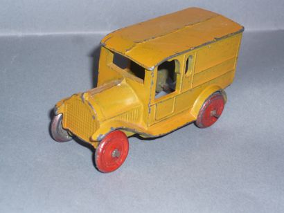 TOOTSIE TOYS Camionnette livraison jaune...