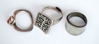 SET of 6 silver rings. PB : 5,27 - 7,09 -...
