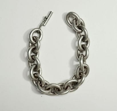 BRACELET in silver plated metal with oval...