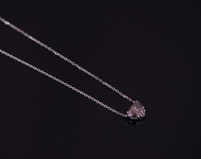 18k (750°/°°) white gold pendant and chain...