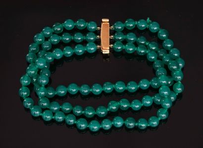 SET consisting of a choker and a bracelet...