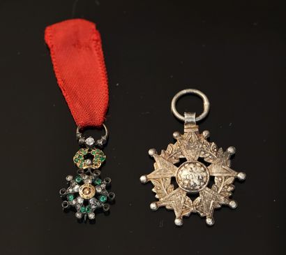 Miniature medal of the Legion of Honor set...