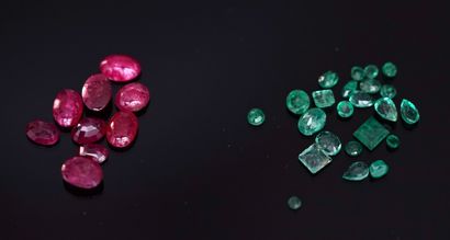LOT OF STONES on paper composed of :
3 bags...