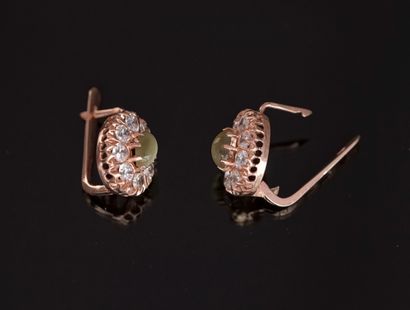 PAIR OF 14K (585/°°) pink gold DORMEUSES...