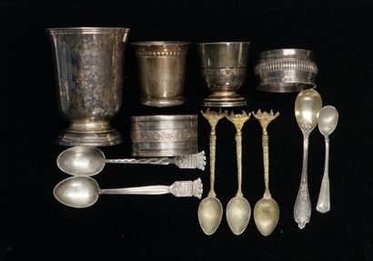 FANTAISIE - LOT of costume jewelry including...