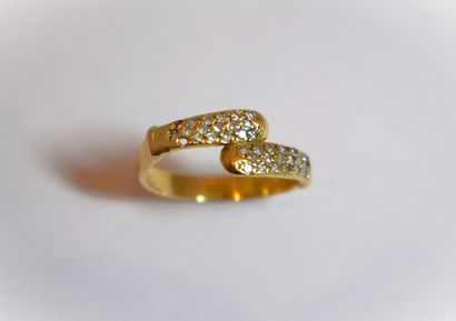 RING in 18K yellow gold (750/°°) with an...