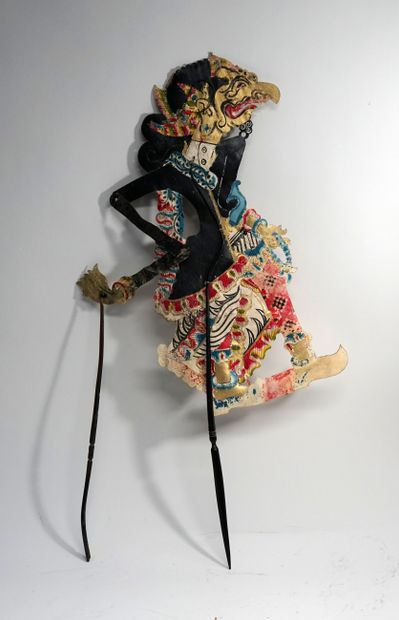 Ancient puppet presenting a male character...