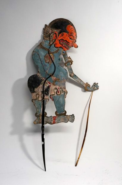 Old puppet presenting a male character of...