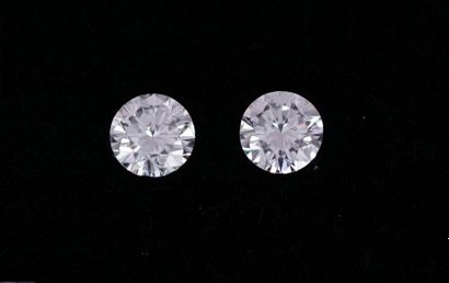 DIAMOND APPAIRAGE on paper. 0.62ct in all...