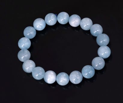BRACELET de perles rondes d'aigue-marine...