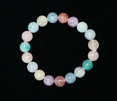 BRACELET of round beads of amazonite, pink...