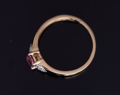 Silver ring gilt (vermeil) 925 / ° centered...