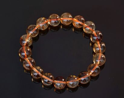 BRACELET composed of citrine balls. D: 10mm....