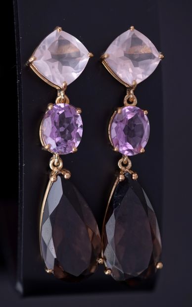 PAIR OF EARRINGS in gilt silver (vermeil)...
