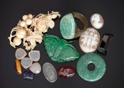 SET of hard stones including: 1 composite...