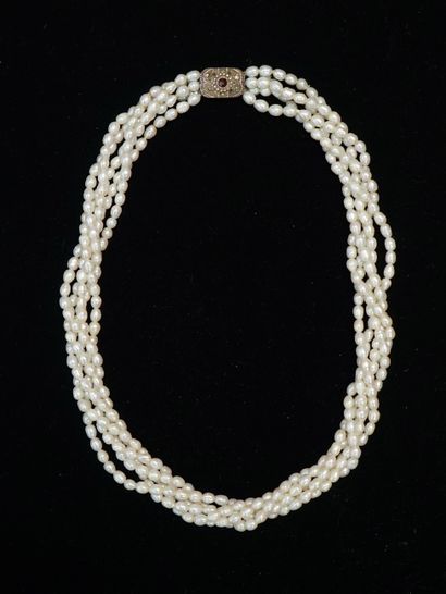 NECKLACE braid composed of 5 rows of freshwater...