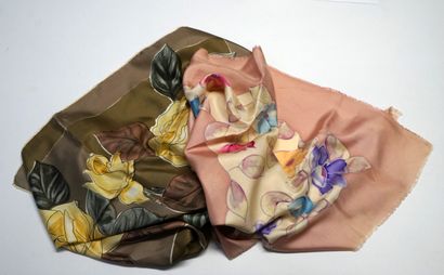 ANONYMOUS: set of two scarves rosebuds on...