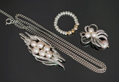 SET composed of a silver chain min 800°/°°...