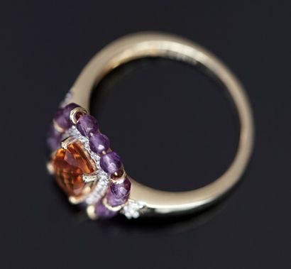 BAGUE en argent doré (vermeil) 925/°° centrée...